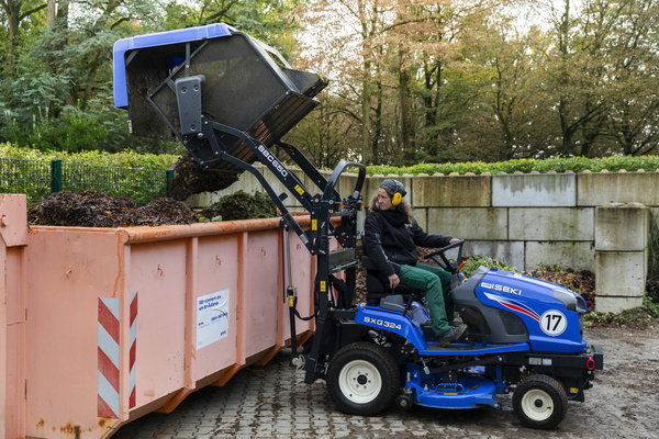 SXG 327 mit Hochentleerung